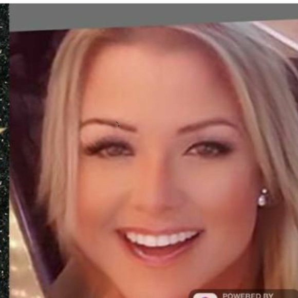 Meet your Posher, Tracie - Picture 1 of 1